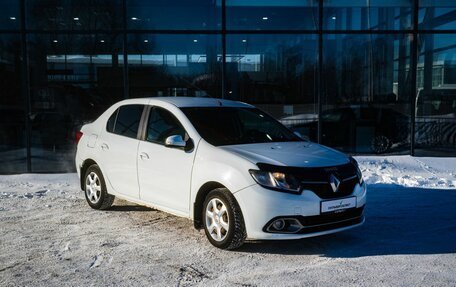 Renault Logan II, 2015 год, 450 000 рублей, 5 фотография