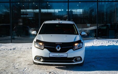 Renault Logan II, 2015 год, 450 000 рублей, 3 фотография