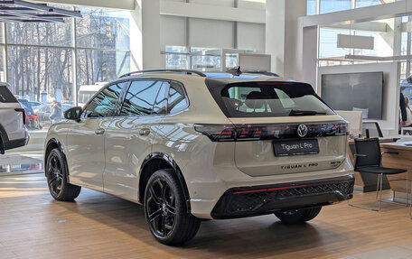 Volkswagen Tiguan, 2025 год, 5 490 000 рублей, 5 фотография