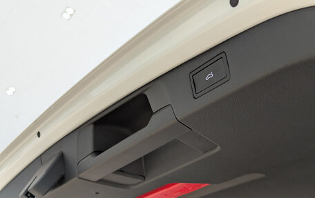 Volkswagen Tiguan, 2025 год, 5 390 000 рублей, 36 фотография