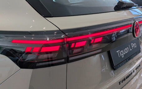 Volkswagen Tiguan, 2025 год, 5 490 000 рублей, 12 фотография