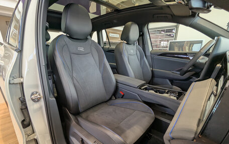 Volkswagen Tiguan, 2025 год, 5 490 000 рублей, 24 фотография