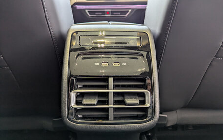 Volkswagen Tiguan, 2025 год, 5 490 000 рублей, 30 фотография