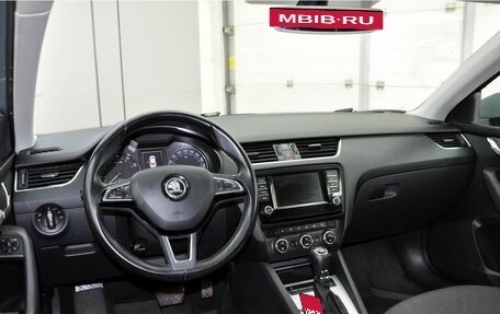 Skoda Octavia, 2017 год, 1 650 000 рублей, 6 фотография