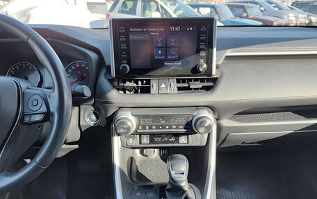 Toyota RAV4, 2020 год, 3 150 000 рублей, 15 фотография