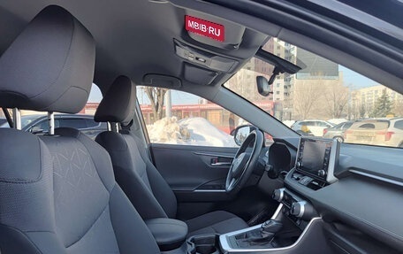 Toyota RAV4, 2020 год, 3 150 000 рублей, 11 фотография