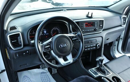 KIA Sportage IV рестайлинг, 2020 год, 1 800 000 рублей, 9 фотография