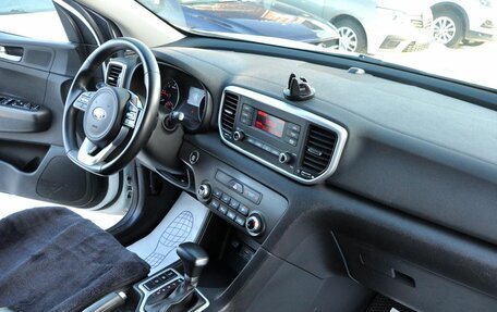 KIA Sportage IV рестайлинг, 2020 год, 1 800 000 рублей, 13 фотография