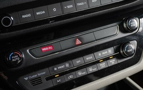 KIA Carnival III, 2020 год, 3 199 000 рублей, 26 фотография