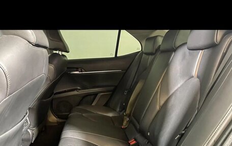 Toyota Camry, 2019 год, 2 290 000 рублей, 8 фотография