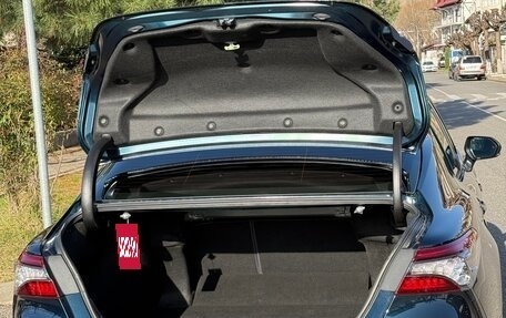 Toyota Camry, 2021 год, 2 600 000 рублей, 11 фотография