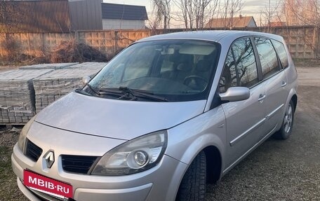 Renault Scenic III, 2009 год, 550 000 рублей, 3 фотография