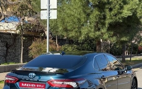 Toyota Camry, 2021 год, 2 600 000 рублей, 6 фотография