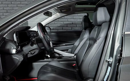 Hyundai Elantra, 2023 год, 2 290 000 рублей, 10 фотография