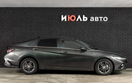 Hyundai Elantra, 2023 год, 2 290 000 рублей, 9 фотография