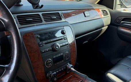 Chevrolet Tahoe III, 2008 год, 8 фотография