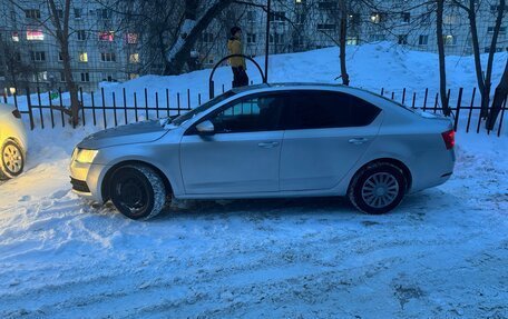 Skoda Octavia, 2017 год, 1 600 000 рублей, 2 фотография