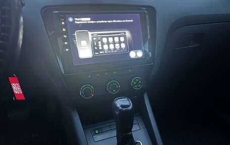 Skoda Octavia, 2017 год, 1 600 000 рублей, 6 фотография