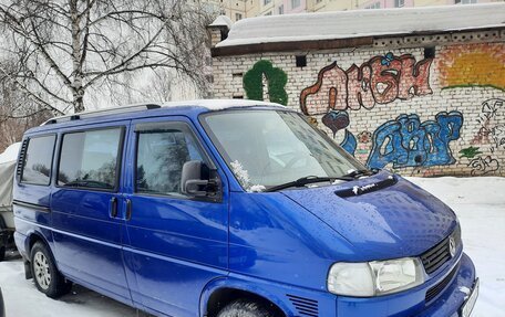 Volkswagen Caravelle T4, 2001 год, 1 200 000 рублей, 5 фотография