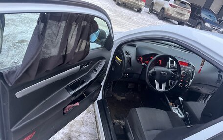 KIA cee'd I рестайлинг, 2010 год, 780 000 рублей, 3 фотография