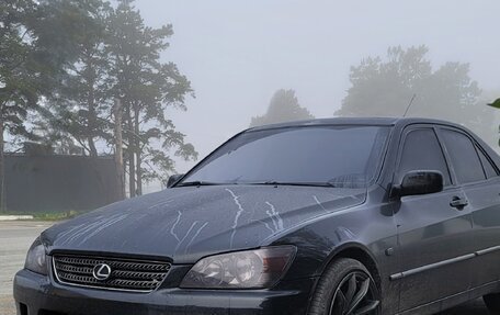 Lexus IS II рестайлинг 2, 1999 год, 1 000 000 рублей, 4 фотография