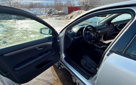 Audi A4, 2002 год, 700 000 рублей, 10 фотография