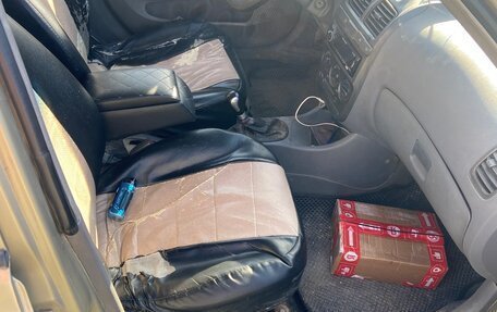 Hyundai Accent II, 2004 год, 200 000 рублей, 7 фотография