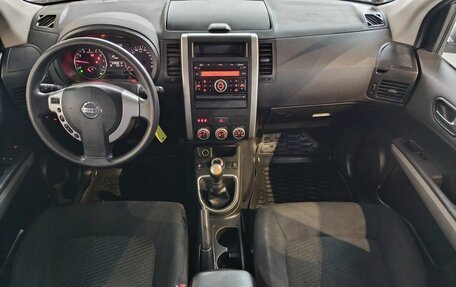 Nissan X-Trail, 2011 год, 1 110 000 рублей, 12 фотография