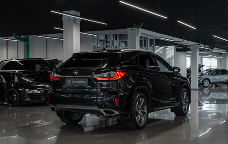 Lexus RX IV рестайлинг, 2016 год, 3 980 000 рублей, 4 фотография