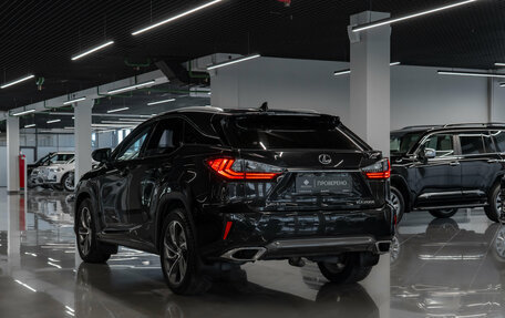 Lexus RX IV рестайлинг, 2016 год, 3 980 000 рублей, 5 фотография