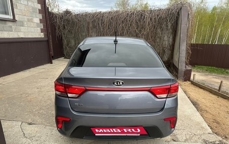 KIA Rio IV, 2018 год, 1 050 000 рублей, 3 фотография