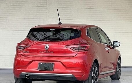 Renault Lutecia, 2022 год, 1 100 000 рублей, 5 фотография