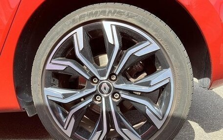 Renault Lutecia, 2022 год, 1 100 000 рублей, 9 фотография