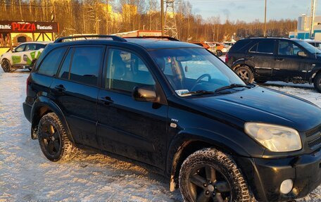 Toyota RAV4, 2004 год, 650 000 рублей, 2 фотография