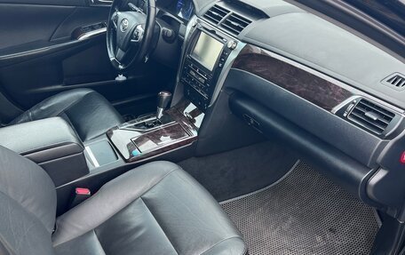 Toyota Camry, 2015 год, 2 200 000 рублей, 17 фотография