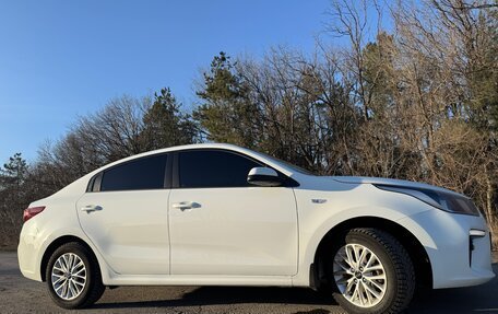 KIA Rio IV, 2019 год, 1 600 000 рублей, 3 фотография