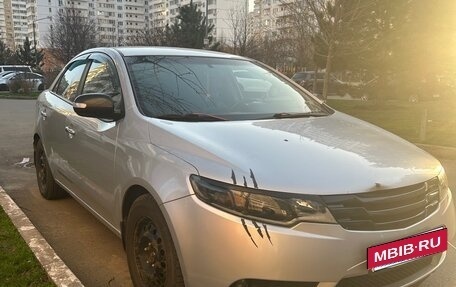 KIA Cerato III, 2009 год, 700 000 рублей, 2 фотография