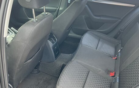 Skoda Octavia, 2017 год, 1 590 000 рублей, 5 фотография