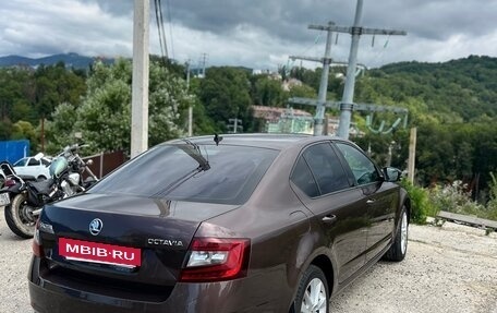 Skoda Octavia, 2017 год, 1 590 000 рублей, 3 фотография