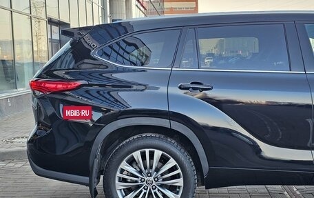 Toyota Highlander, 2021 год, 5 990 000 рублей, 8 фотография