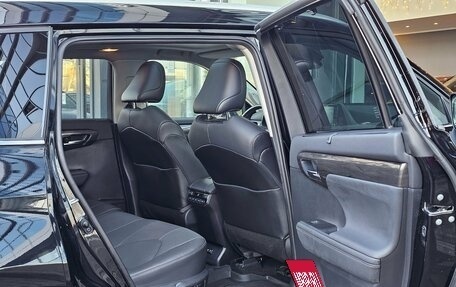 Toyota Highlander, 2021 год, 5 990 000 рублей, 21 фотография