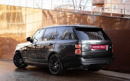 Land Rover Range Rover IV рестайлинг, 2018 год, 10 500 000 рублей, 8 фотография