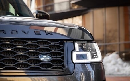 Land Rover Range Rover IV рестайлинг, 2018 год, 10 500 000 рублей, 5 фотография