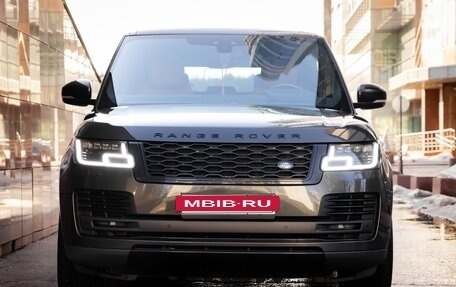 Land Rover Range Rover IV рестайлинг, 2018 год, 10 500 000 рублей, 4 фотография