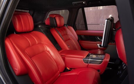 Land Rover Range Rover IV рестайлинг, 2018 год, 10 500 000 рублей, 21 фотография