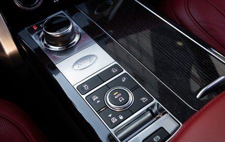 Land Rover Range Rover IV рестайлинг, 2018 год, 10 500 000 рублей, 29 фотография