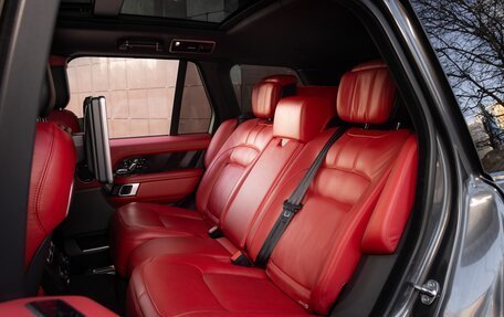 Land Rover Range Rover IV рестайлинг, 2018 год, 10 500 000 рублей, 38 фотография