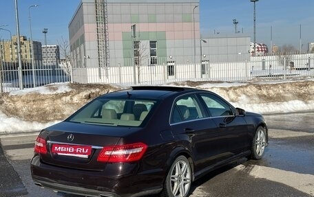 Mercedes-Benz E-Класс, 2010 год, 1 150 000 рублей, 3 фотография