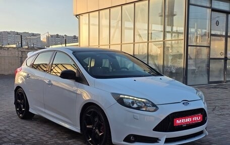 Ford Focus ST III, 2012 год, 1 580 000 рублей, 1 фотография