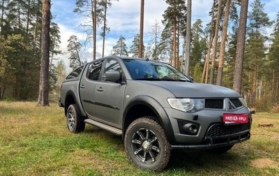 Mitsubishi L200 IV рестайлинг, 2012 год, 2 400 000 рублей, 1 фотография